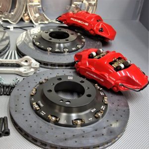 Porsche 992 Carrera carbon ceramic brakes