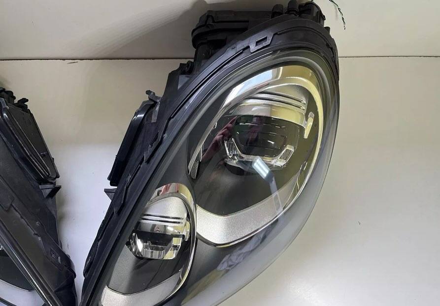 Porsche Cayenne 2017 xenon LED headlights RHD