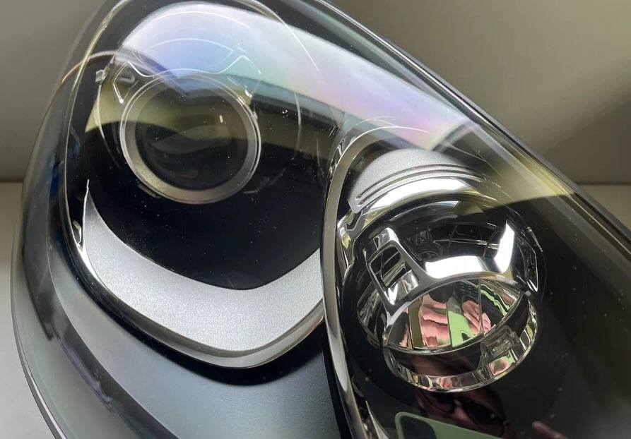Porsche Cayenne 2017 xenon LED headlights RHD