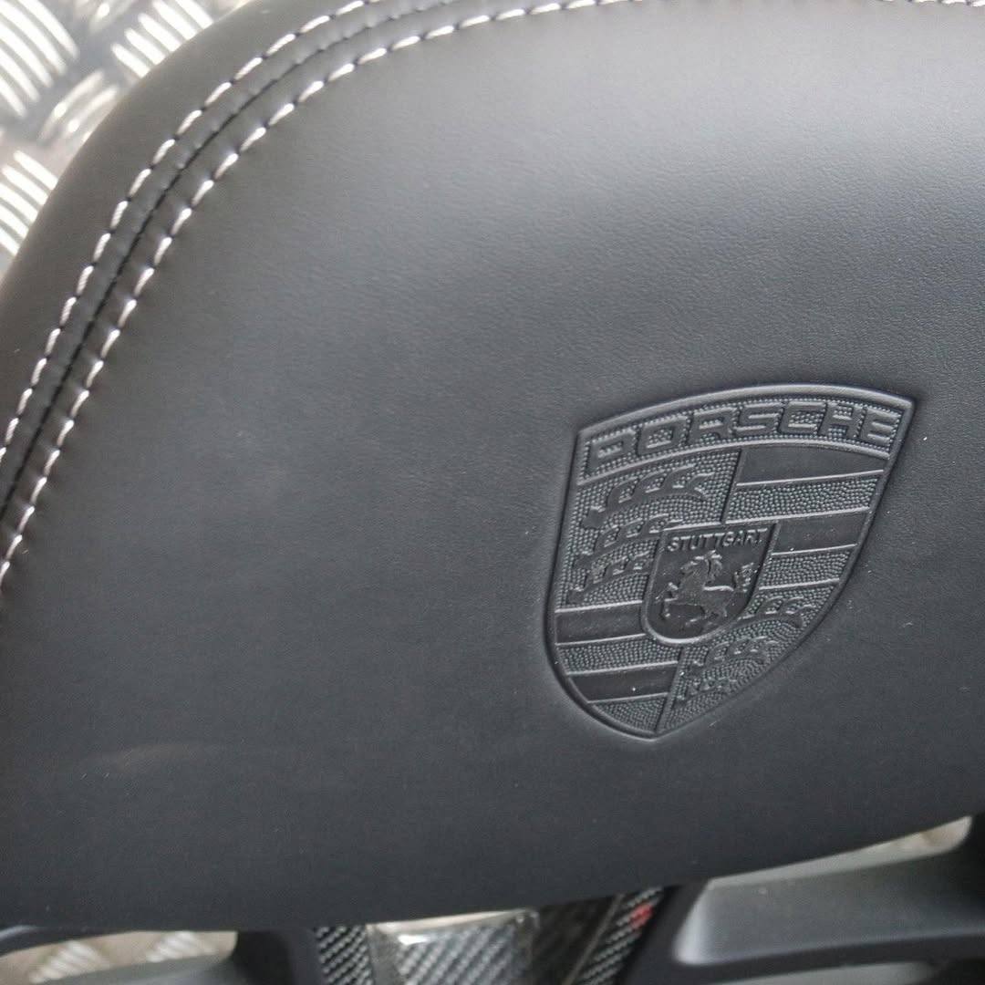 Porsche 991.2 GT3 carbon buckets