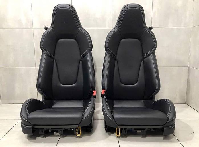 2022 992 911 PORSCHE GTS GT3 TOURING 18-WAY LEATHER SEATS SPORT BLACK